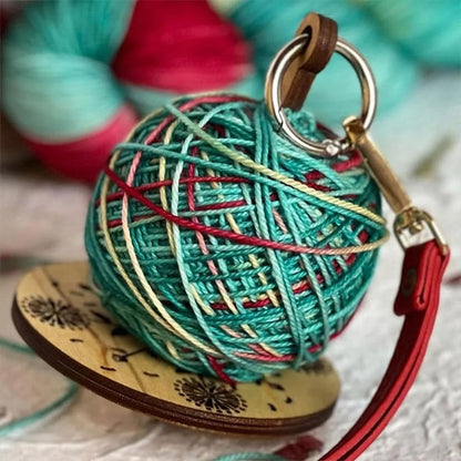 💝Portable Wrist Yarn Holder, Gift for Crocheter