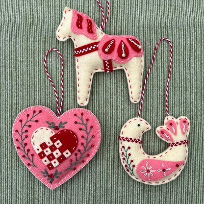 💖Three Scandinavian Felt Ornaments Kit
